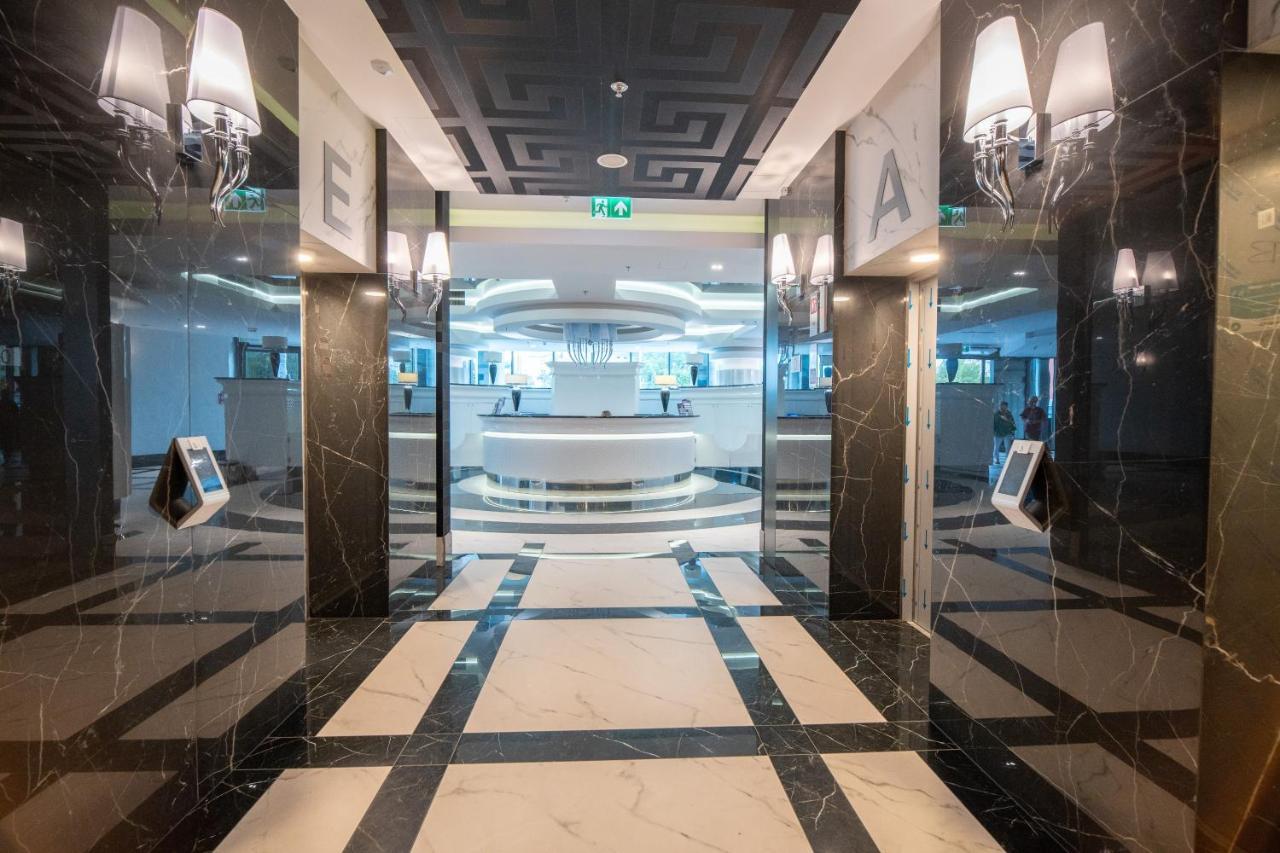 Hanza Tower Luxury Szczecin Bagian luar foto